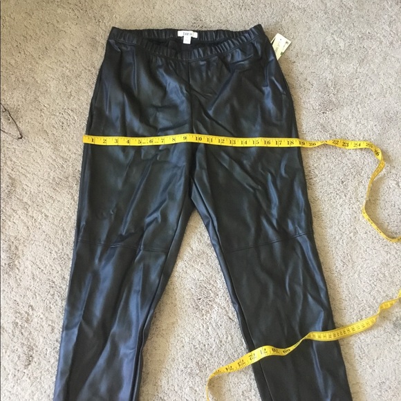 Bar lll Madrid Black Faux Leather Two Piece Outfit NWT - Picture 4 of 14